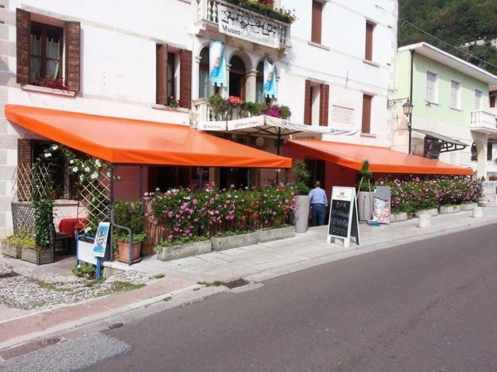 Ristorante Pizzeria Al Mondo Valstagna Eksteriør billede